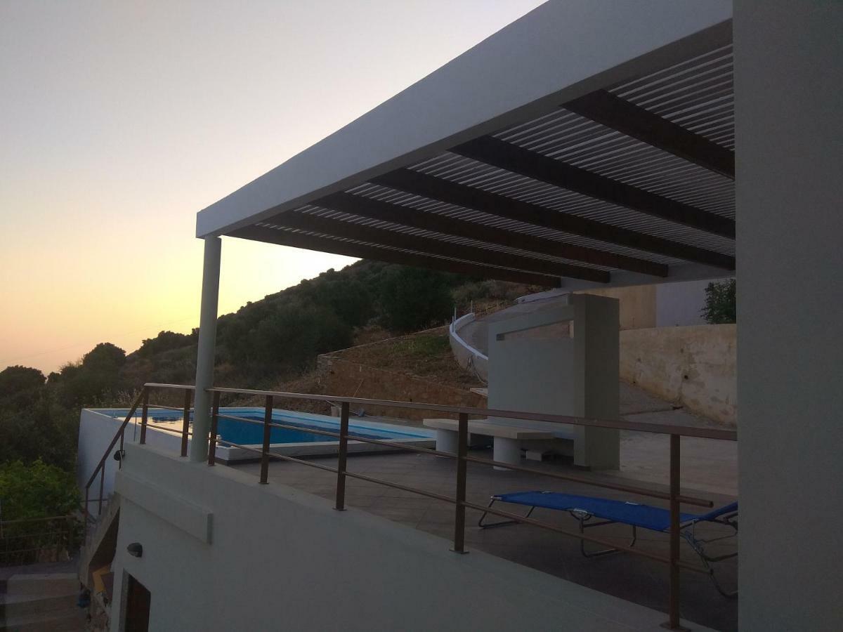 Villa Gusta Tholos  Экстерьер фото